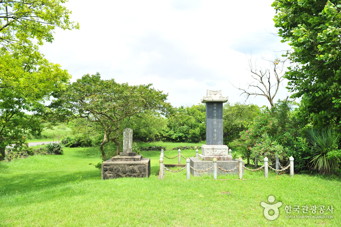 金寧蛇窟[UNESCO世界自然遺產](김녕사굴 [유네스코 세계자연유산])