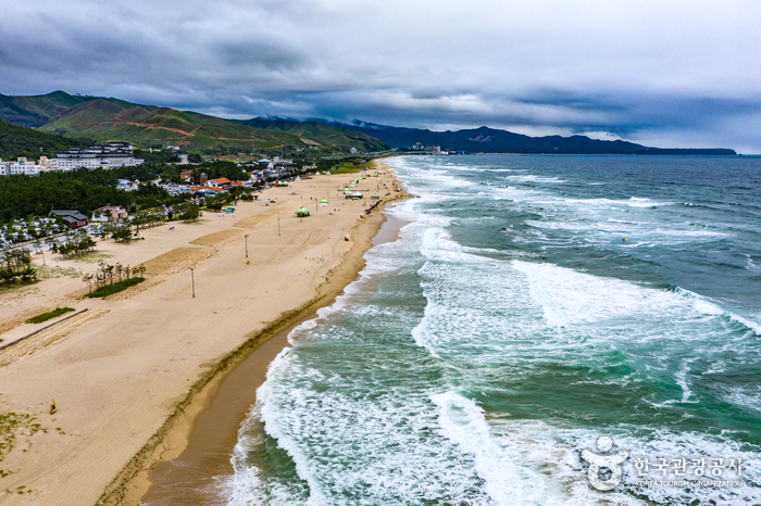 望祥海邊(望祥海水浴場)(망상해변)