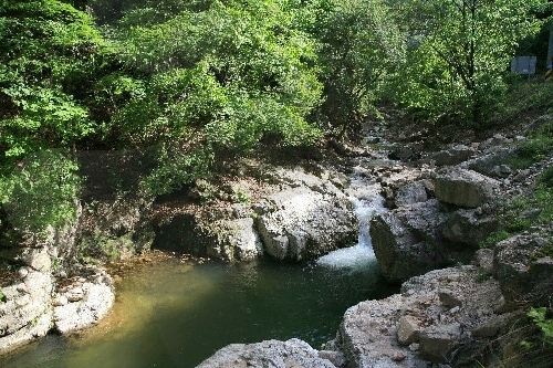 龍沼溪谷(용소계곡)