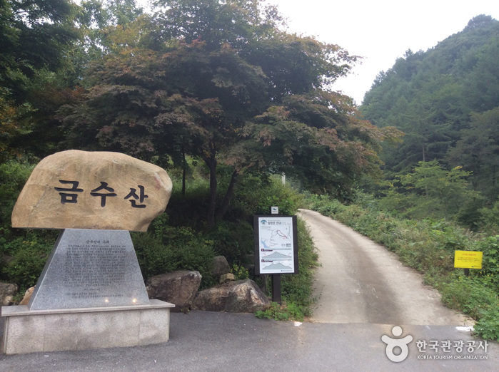 錦繡山(금수산) 錦繡山(금수산)