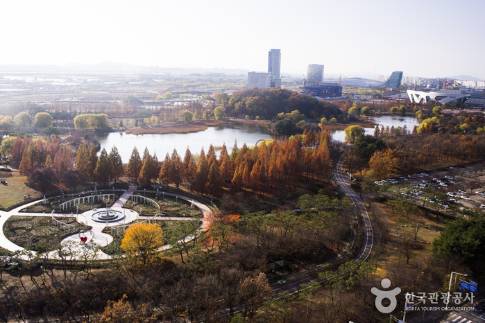 Ilsan Lake Park (일산호수공원) Ilsan Lake Park (일산호수공원)