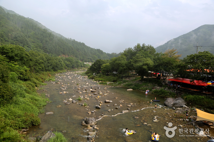 Myeongjigyegok Valley (명지계곡) Myeongjigyegok Valley (명지계곡)