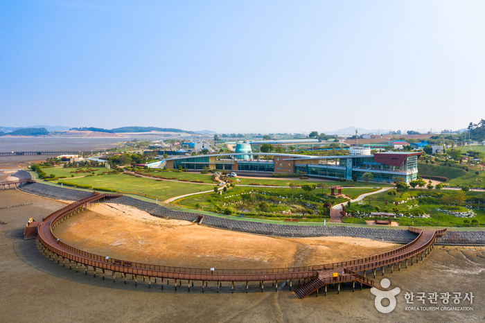 Muan Ecological Tidal Flat Land (무안황토갯벌랜드(구 무안생태갯벌센터)) Muan Ecological Tidal Flat Land (무안황토갯벌랜드(구 무안생태갯벌센터))