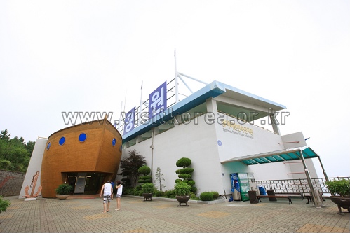 Samcheok Fishing Village Folk Museum (삼척 어촌민속전시관) Samcheok Fishing Village Folk Museum (삼척 어촌민속전시관)