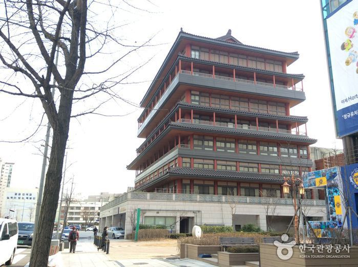 International Seon Center (국제선센터) International Seon Center (국제선센터)