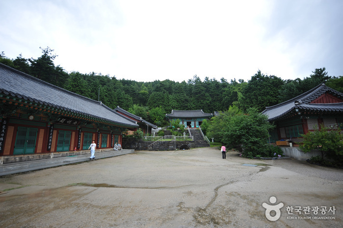 Seonggwansa Temple (성관사) Seonggwansa Temple (성관사)
