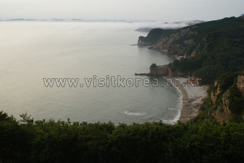 Yeonpyeongdo Island (연평도(대/소 연평도)) Yeonpyeongdo Island (연평도(대/소 연평도))