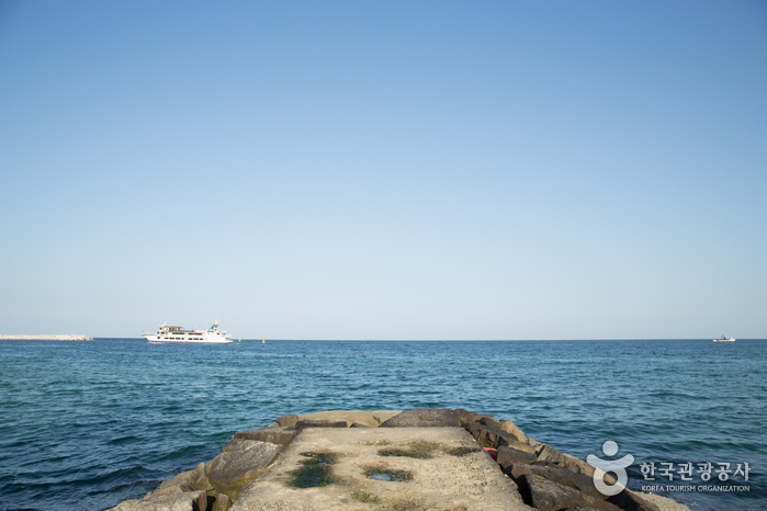 Digue Bangsaje port de Jumunjin 주문진 방사제 (외국어 사이트용) Digue Bangsaje port de Jumunjin 주문진 방사제 (외국어 사이트용)