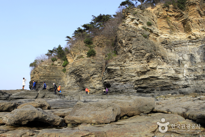 Falaises de Chaeseokgang (부안 채석강) Falaises de Chaeseokgang (부안 채석강)