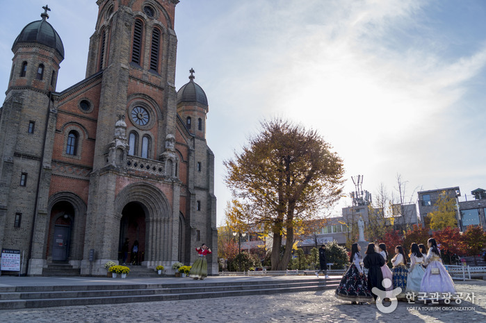 Cathédrale Jeondong (전주전동성당)