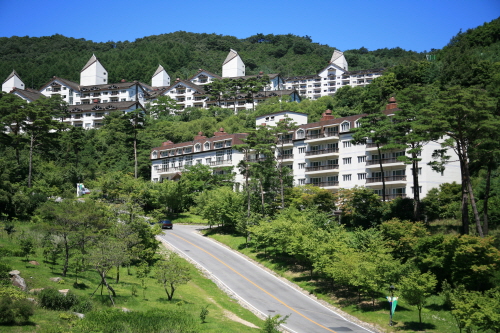 Station Deogyusan (무주덕유산리조트)