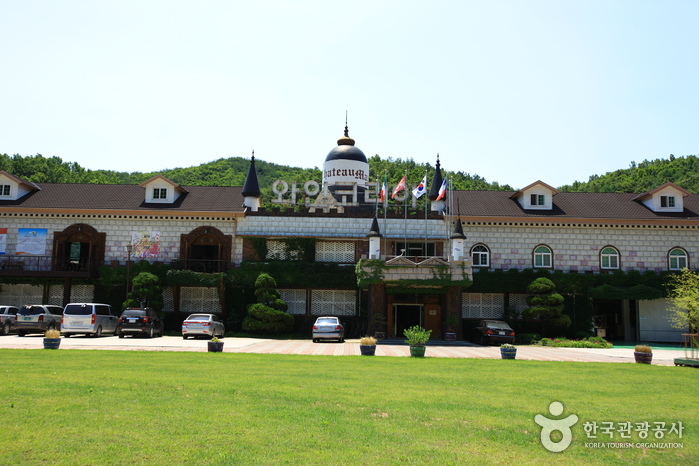 Etablissement Vinicole de Corée (영동 와인코리아) Etablissement Vinicole de Corée (영동 와인코리아)