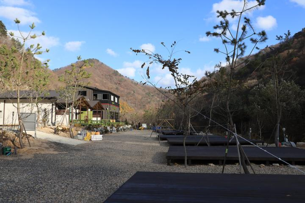 리프레쉬 캠핑장