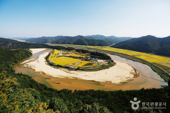 Dorf Hoeryongpo (회룡포)