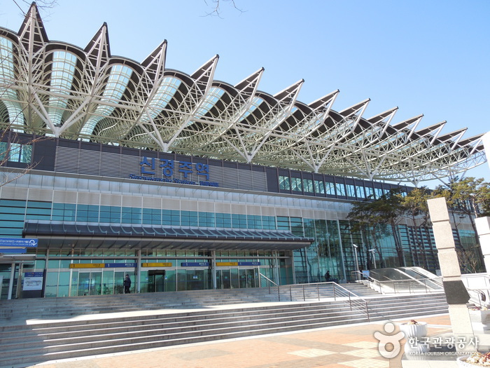 新慶州駅(신경주역) 新慶州駅(신경주역)