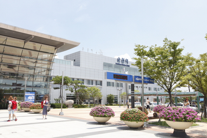 順天駅(순천역) 順天駅(순천역)