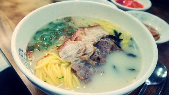 담돌국수