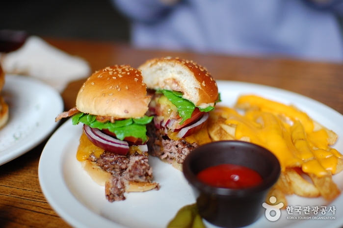 버거룸181 (BURGERROOM 181) 버거룸181 (BURGERROOM 181)