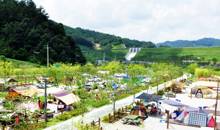 김천부항댐 산내들오토캠핑장