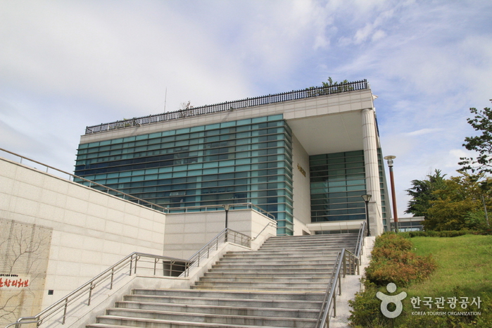 심산기념문화센터