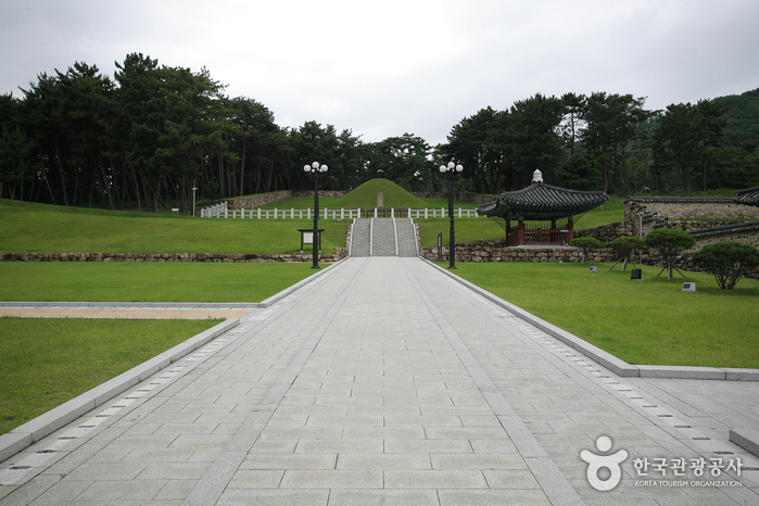 찬란한 가야문화의 심장부 ‘김해’로 출발! 찬란한 가야문화의 심장부 ‘김해’로 출발!