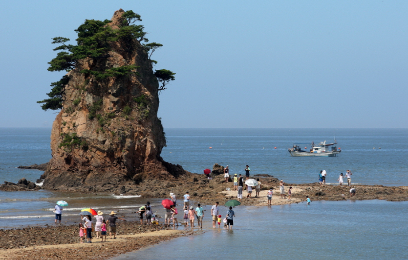 할미할아비바위