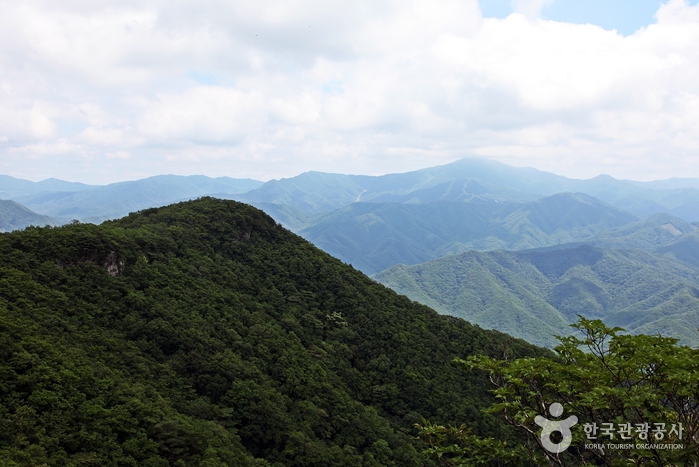 Горная цепь Чоксансан (적상산) Горная цепь Чоксансан (적상산)