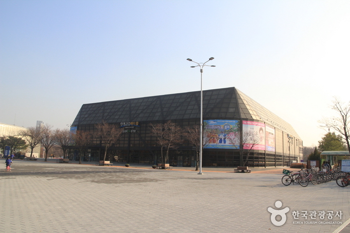 Estadio del Parque Olímpico (올림픽공원 경기장) Estadio del Parque Olímpico (올림픽공원 경기장)