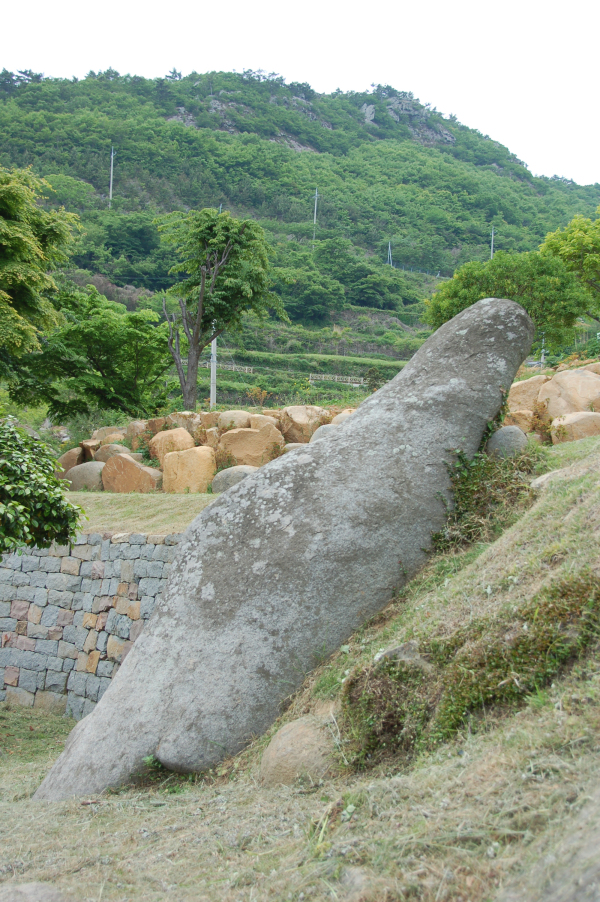 남해가천암수바위